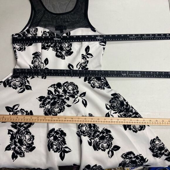 TRIXXI White & Black Evening Cocktail Velvet Accent Dress Size Medium - Picture 3 of 10